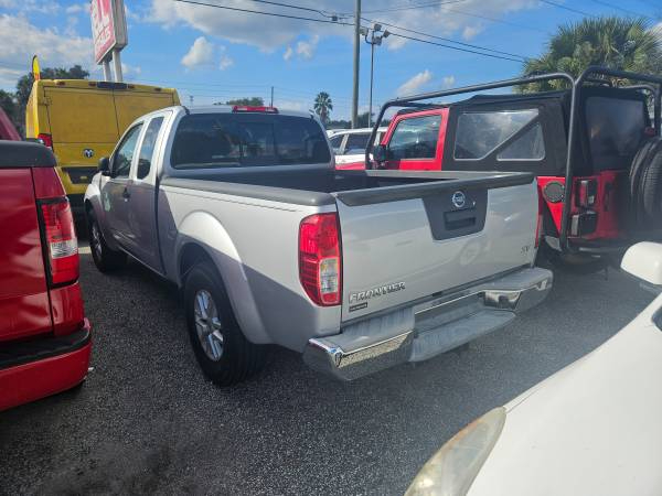 Nissan Frontier SV King Cab 6MT 2WD 2015