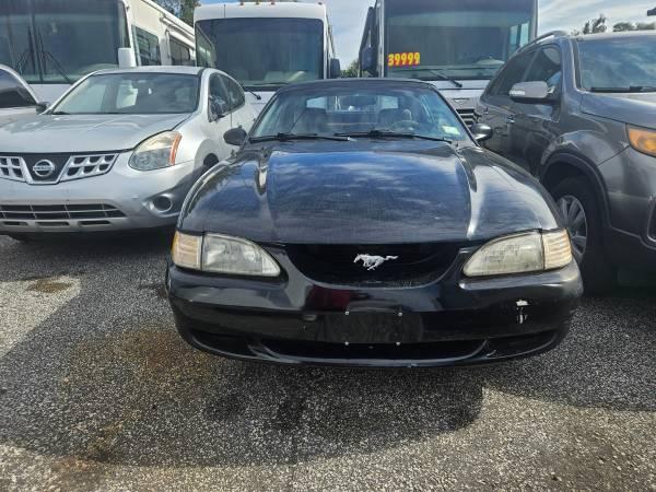 Ford Mustang GT convertible 1996