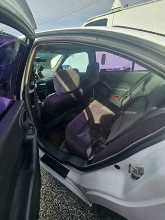 Pontiac Grand Am SE Sedan 2004