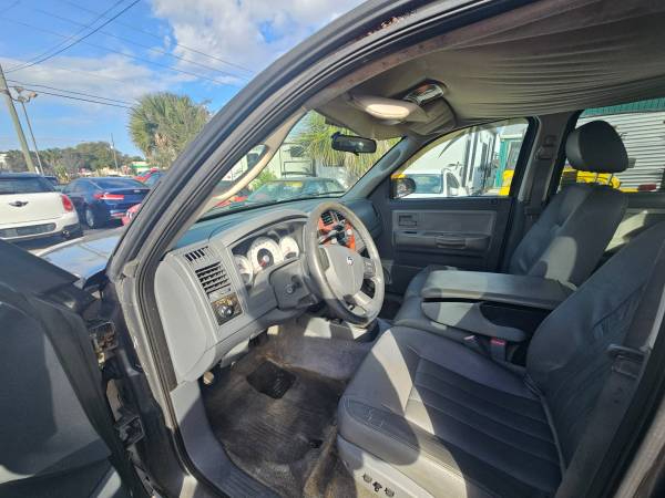 Dodge Dakota SLT Quad Cab 2WD 2005