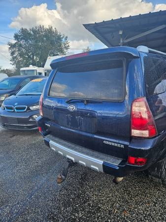 Toyota 4Runner Limited 4WD 2004