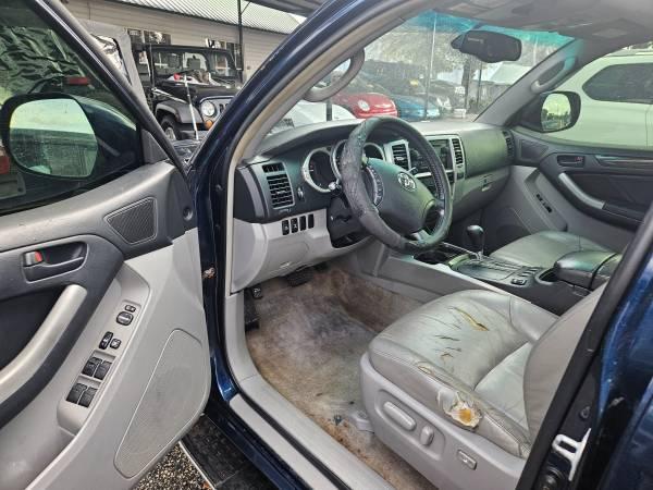 Toyota 4Runner Limited 4WD 2004