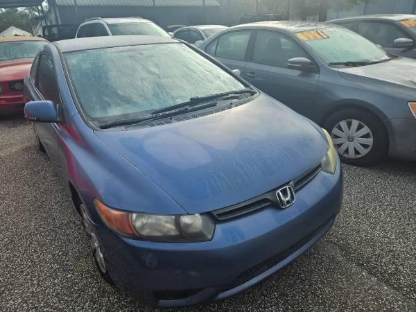 Honda Civic LX Coupe AT 2007