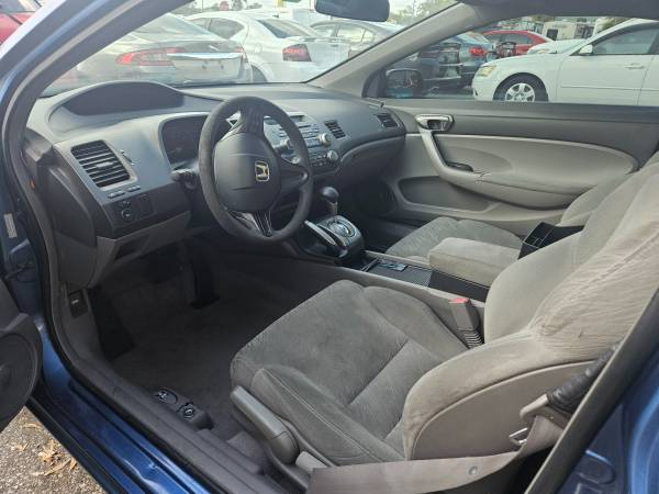 Honda Civic LX Coupe AT 2007