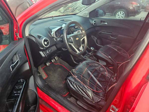 Chevrolet Sonic RS Manual Sedan 2015