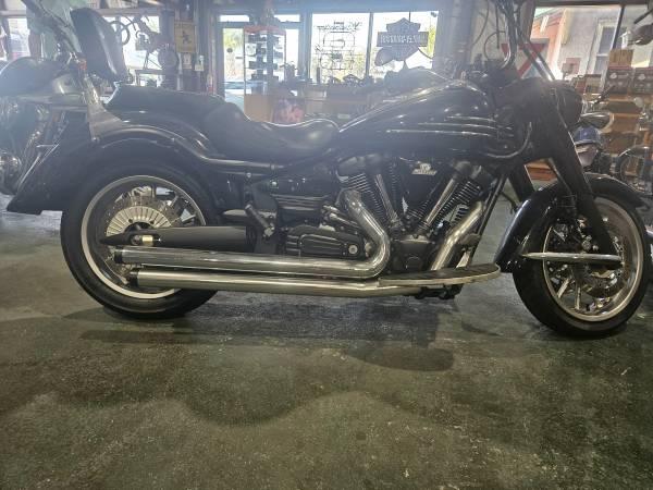 Yamaha XV1900A  2009