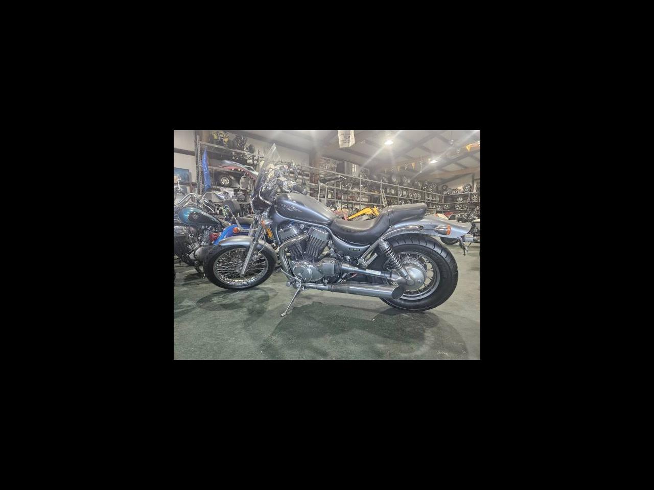 Suzuki VS1400  2005