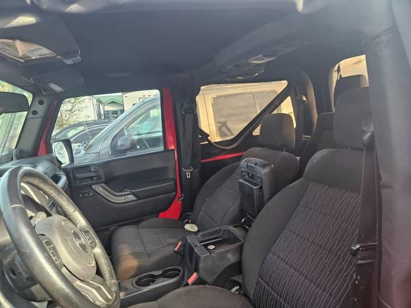 Jeep Wrangler Sport 4WD 2011