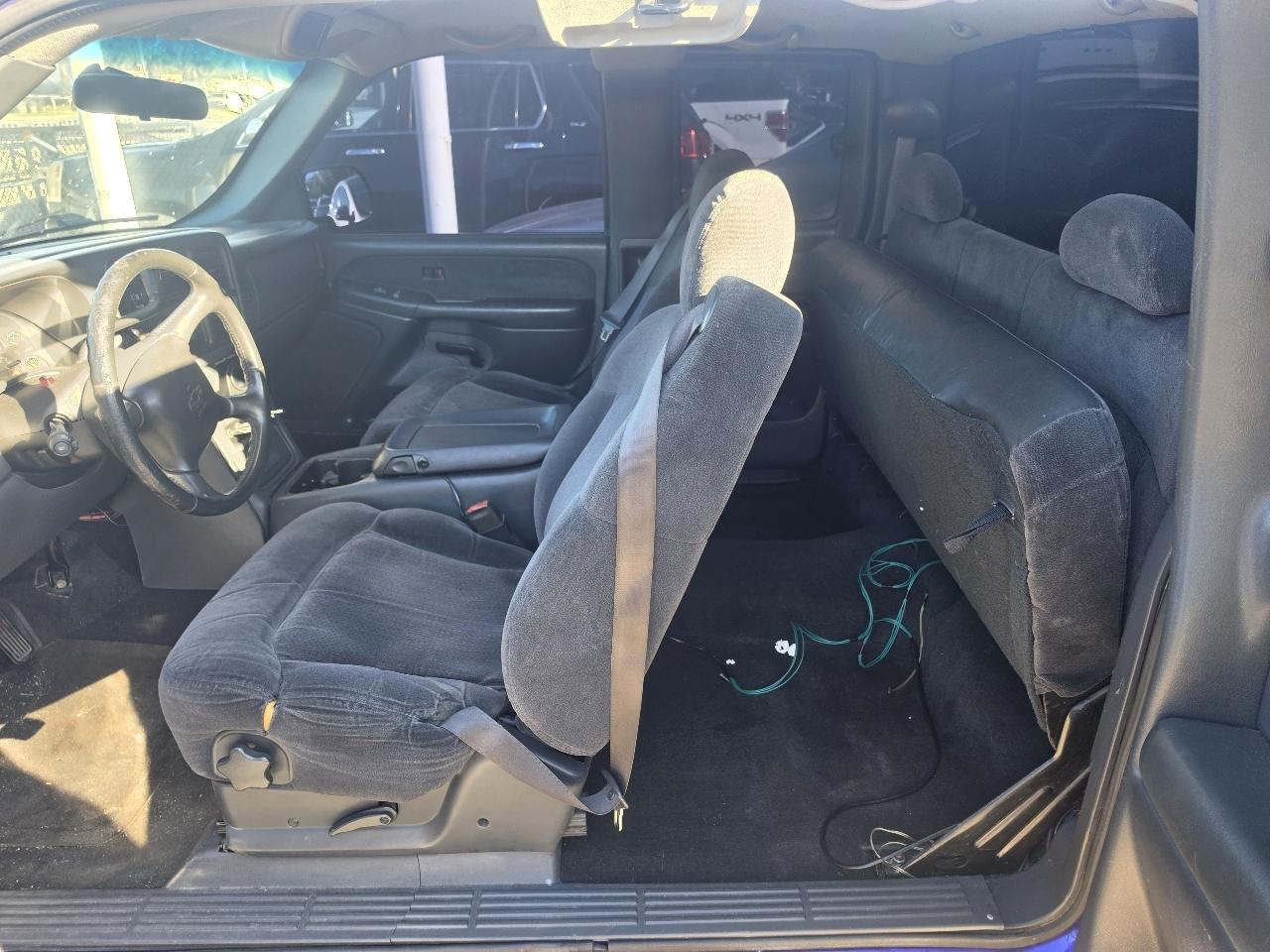 Chevrolet Silverado 1500 Ext. Cab Short Bed 2WD 2001
