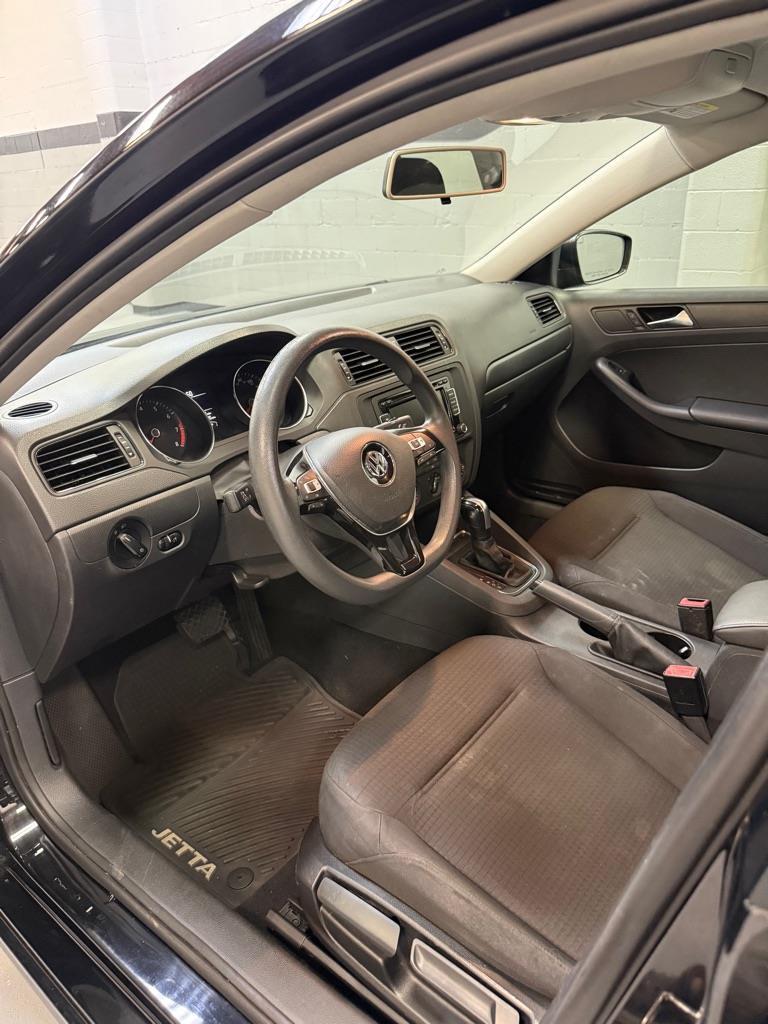 Volkswagen Jetta S 6A 2015