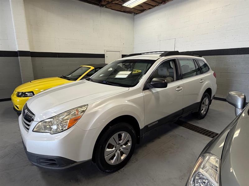 Subaru Outback 2.5i 2011