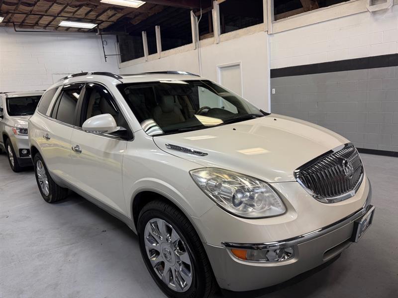 Buick Enclave Premium FWD 2012