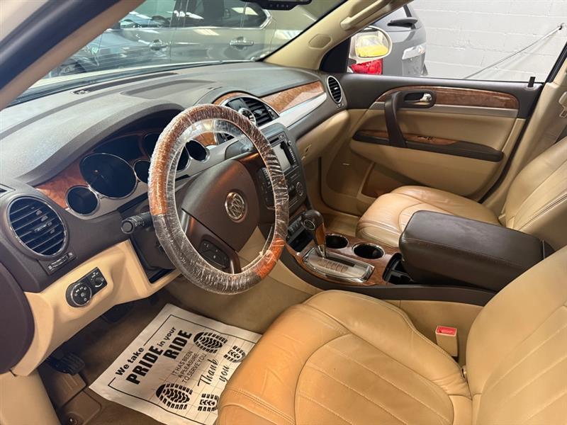 Buick Enclave Premium FWD 2012