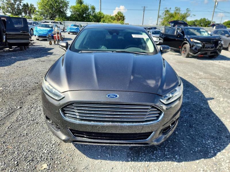 Ford FUSION SE  2016