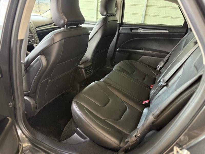 Ford FUSION SE  2016