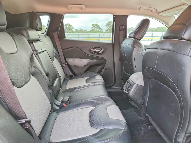 Jeep CHEROKEE L  2014