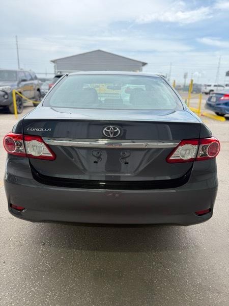 Toyota Corolla 4dr Sdn Auto L (Natl) 2013