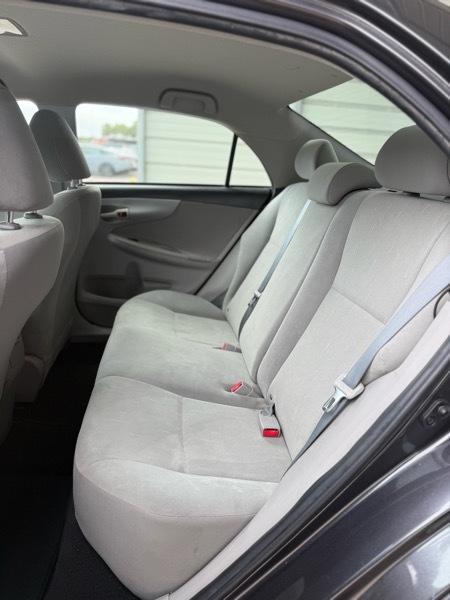 Toyota Corolla 4dr Sdn Auto L (Natl) 2013
