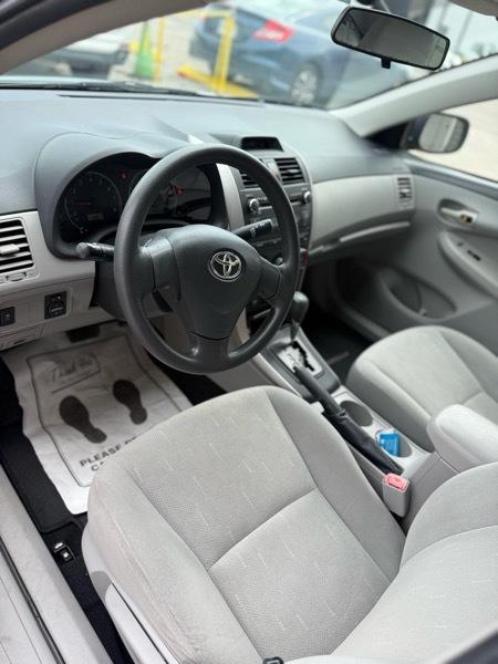 Toyota Corolla 4dr Sdn Auto L (Natl) 2013
