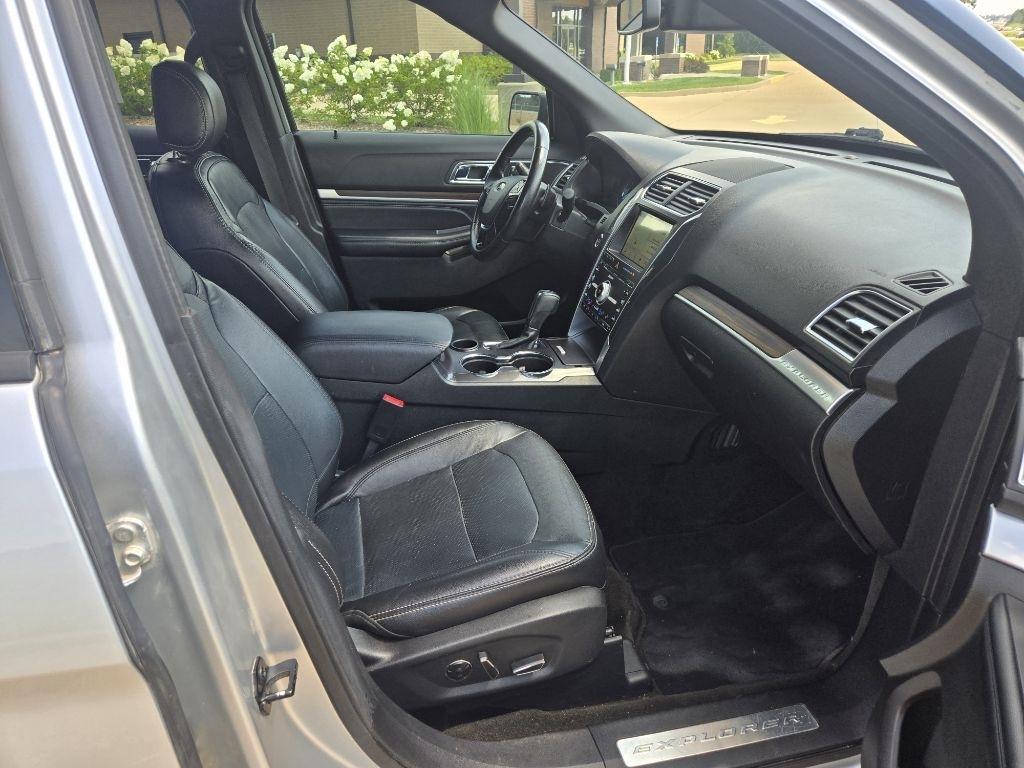 Ford Explorer Limited FWD 2017