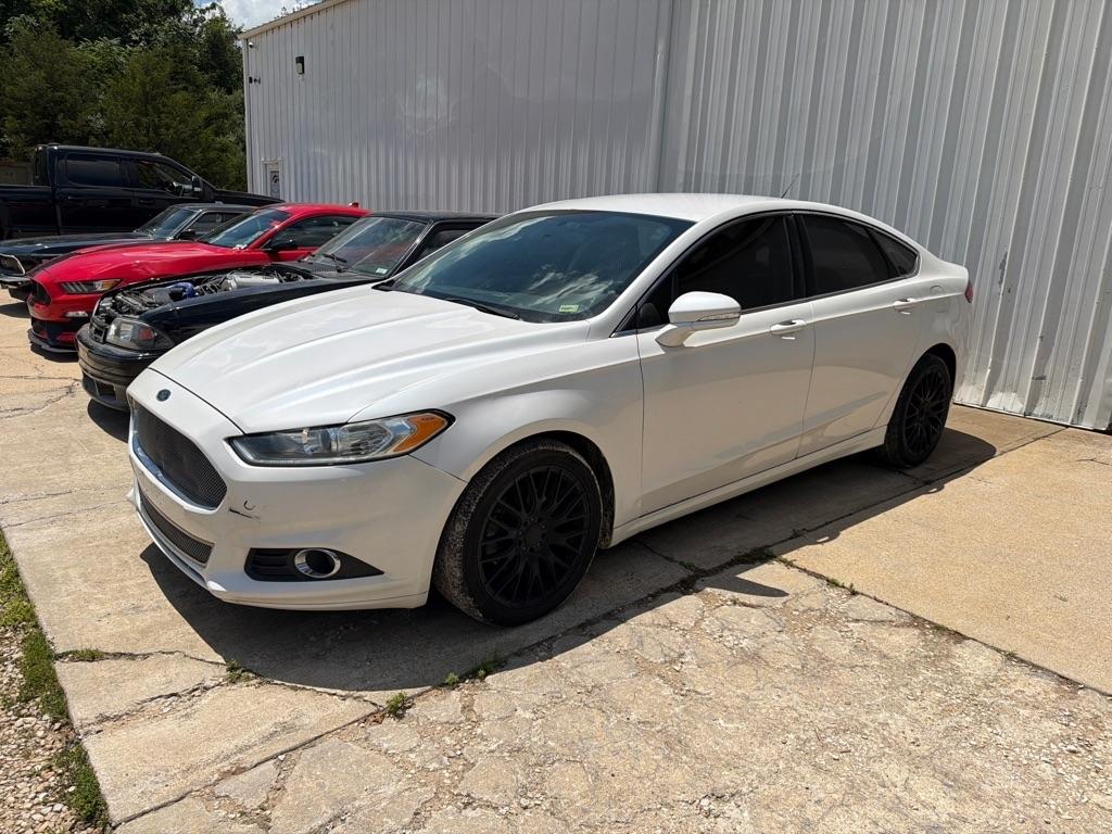Ford Fusion SE 2015