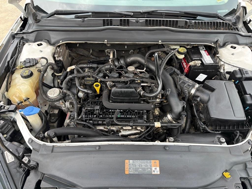 Ford Fusion SE 2015