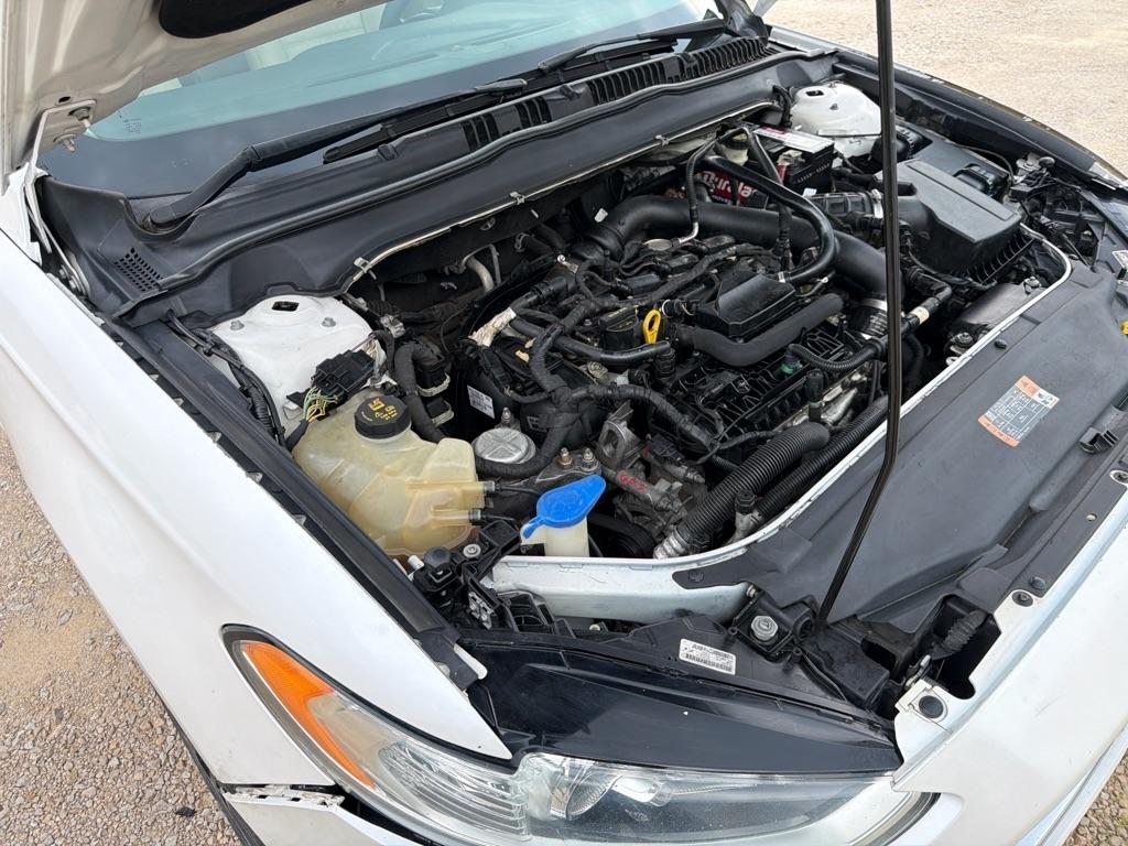 Ford Fusion SE 2015