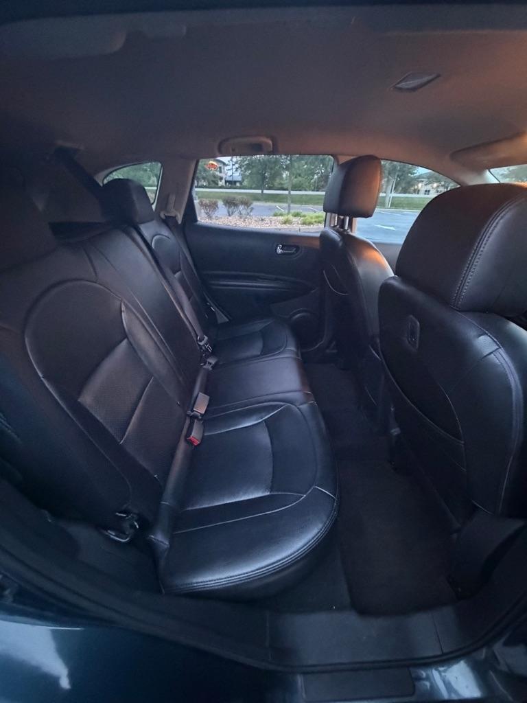 Nissan Rogue S AWD 2012