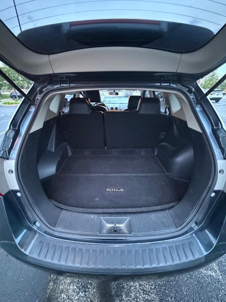 Nissan Rogue S AWD 2012