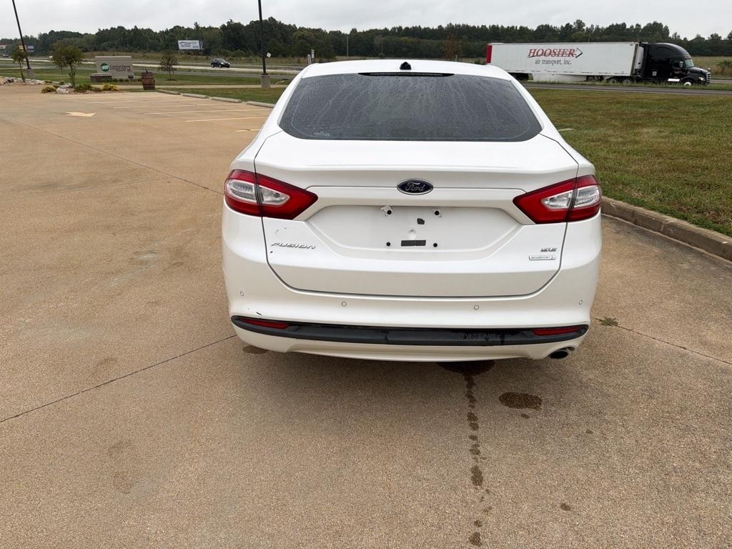 Ford Fusion SE 2013