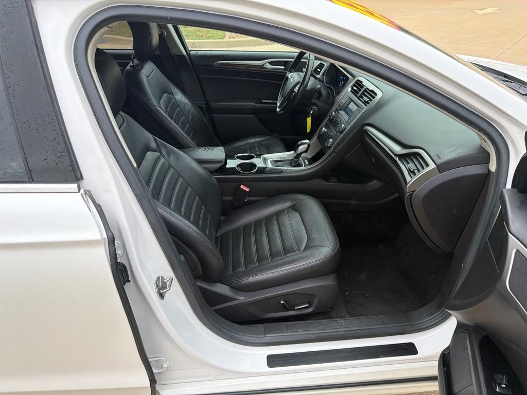 Ford Fusion SE 2013