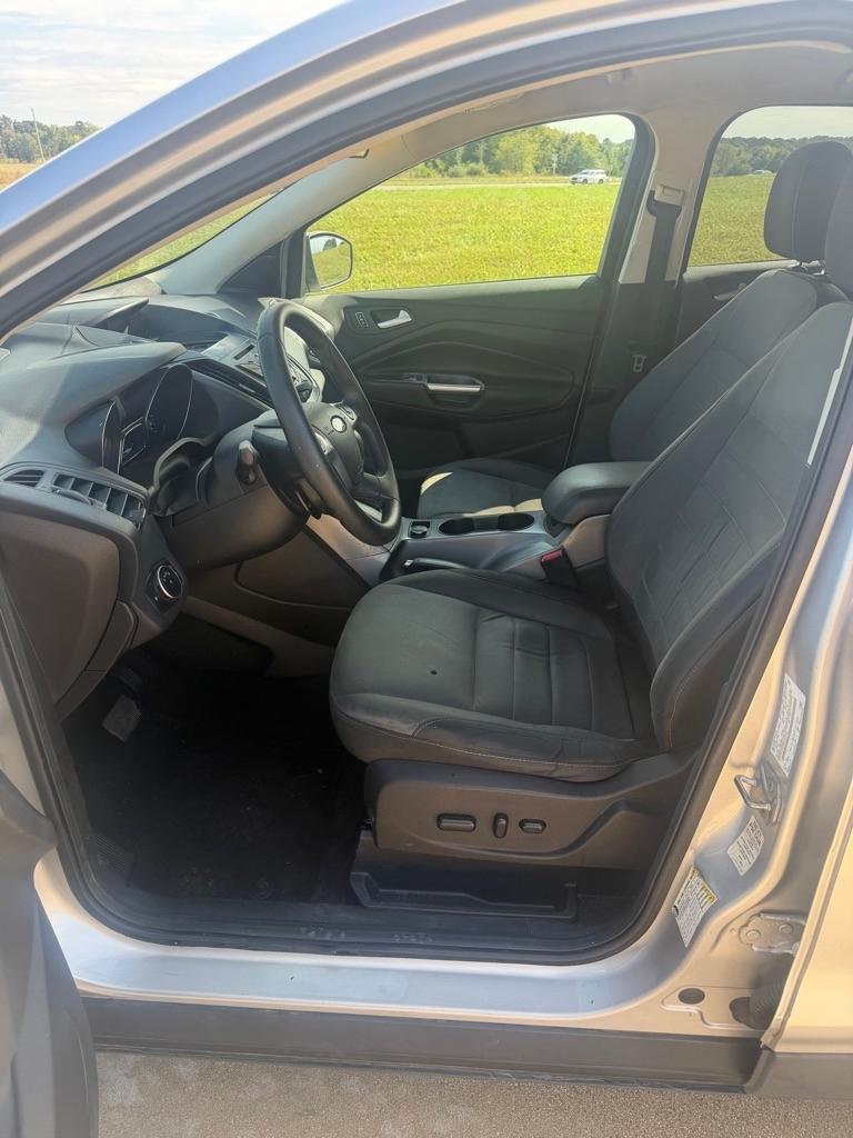 Ford Escape SE FWD 2016