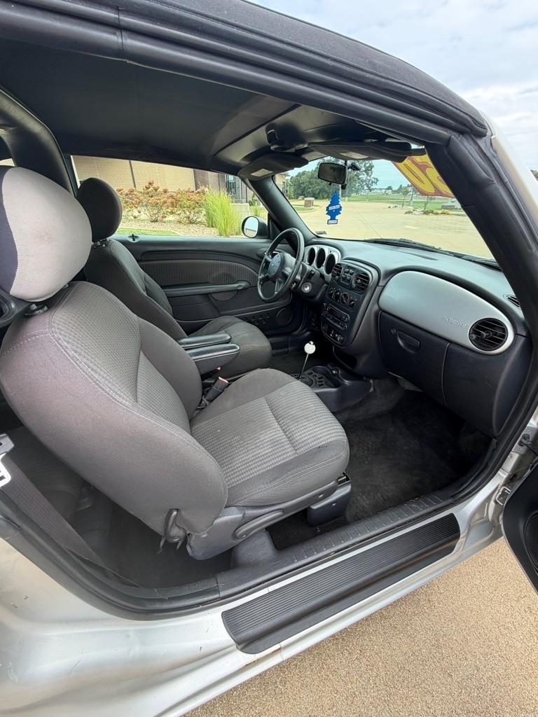 Chrysler PT Cruiser Touring Convertible 2005