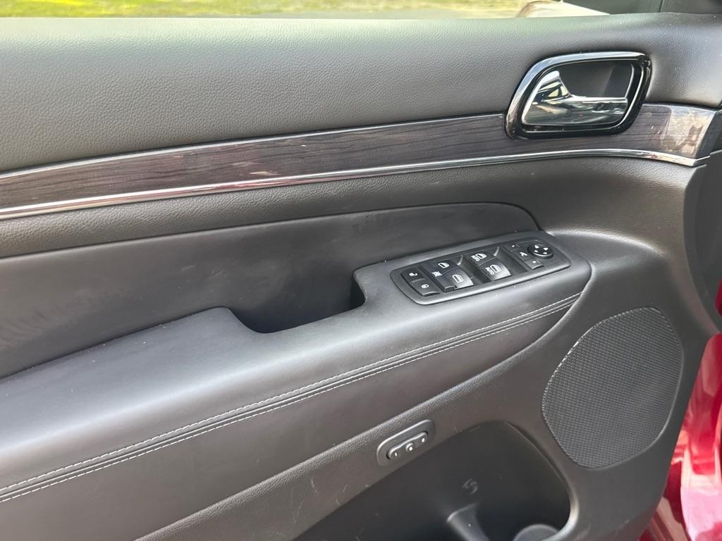 2020 Jeep Grand Cherokee Overland - Photo 11