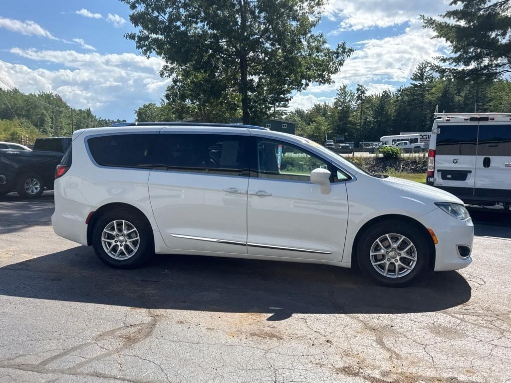 Chrysler Pacifica Touring-L 2020
