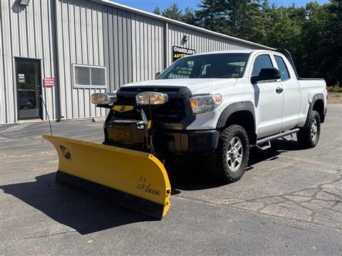 2017 Toyota Tundra SR5 4.6L V8 Double Cab 4WD