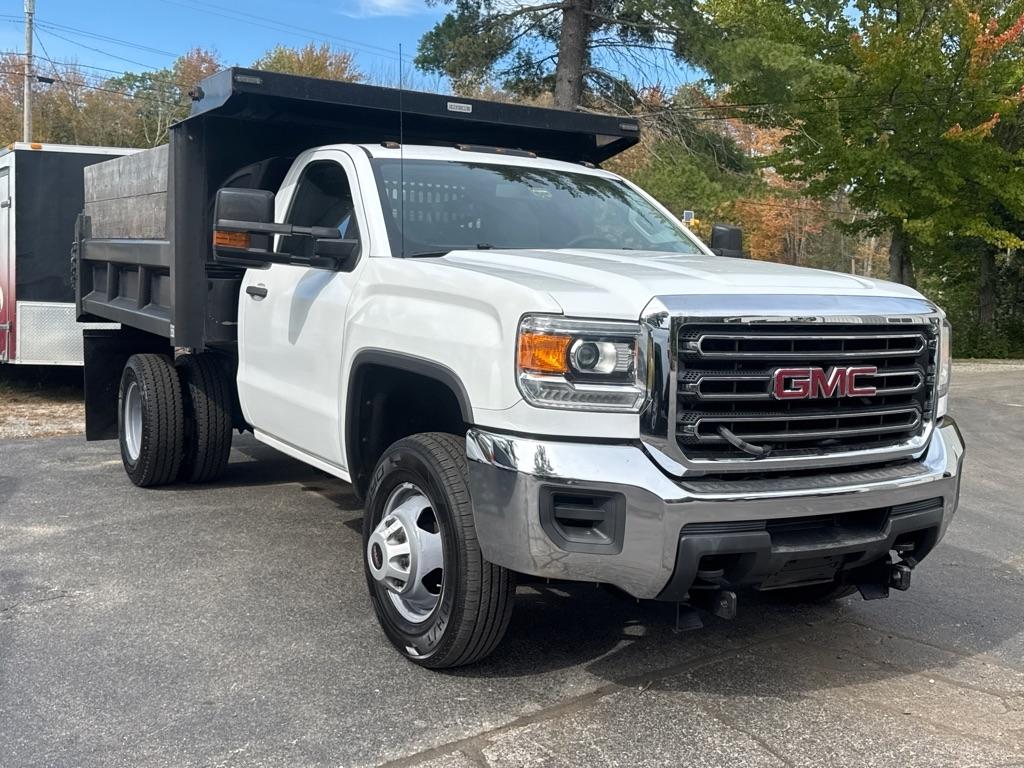 GMC Sierra 3500HD Base Long Box 4WD 2017