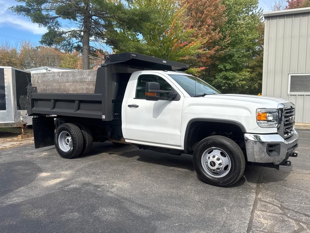 GMC Sierra 3500HD Base Long Box 4WD 2017