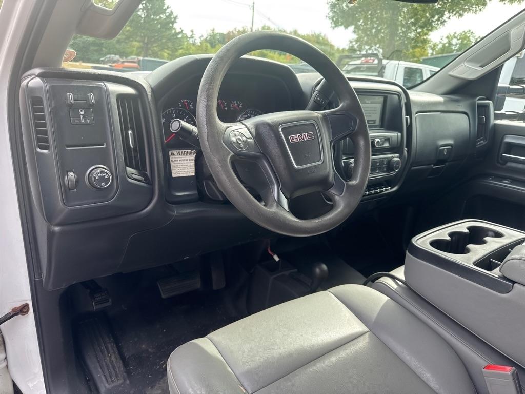 GMC Sierra 3500HD Base Long Box 4WD 2017