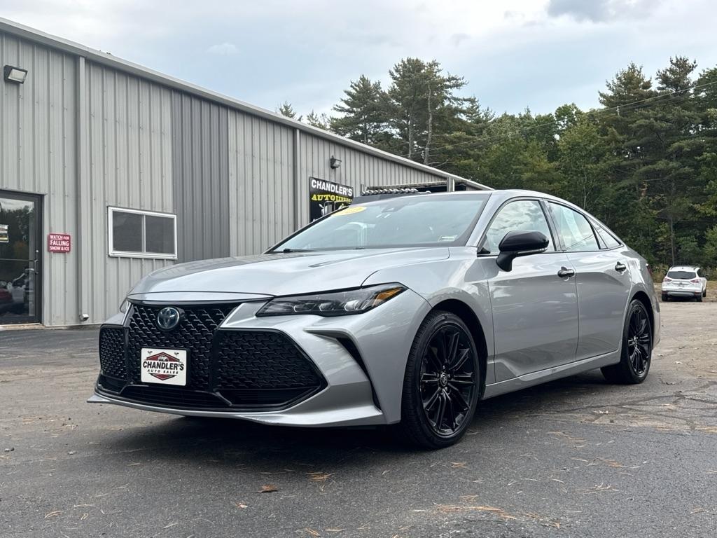 Toyota Avalon Hybrid XSE 2022