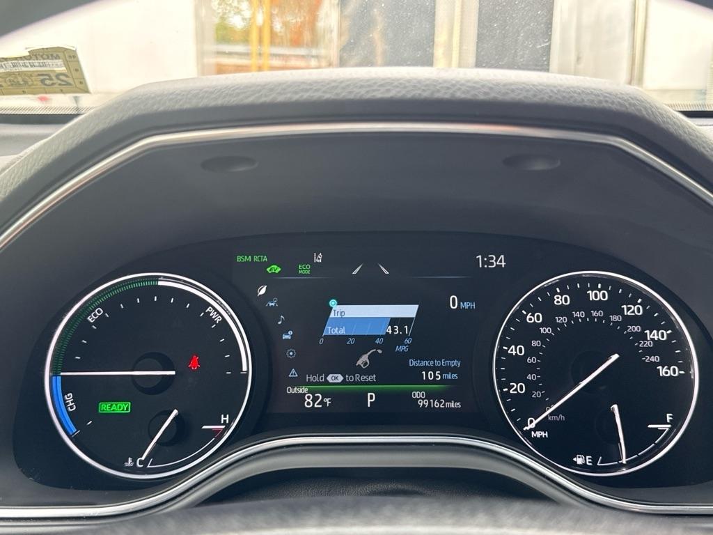 Toyota Avalon Hybrid XSE 2022