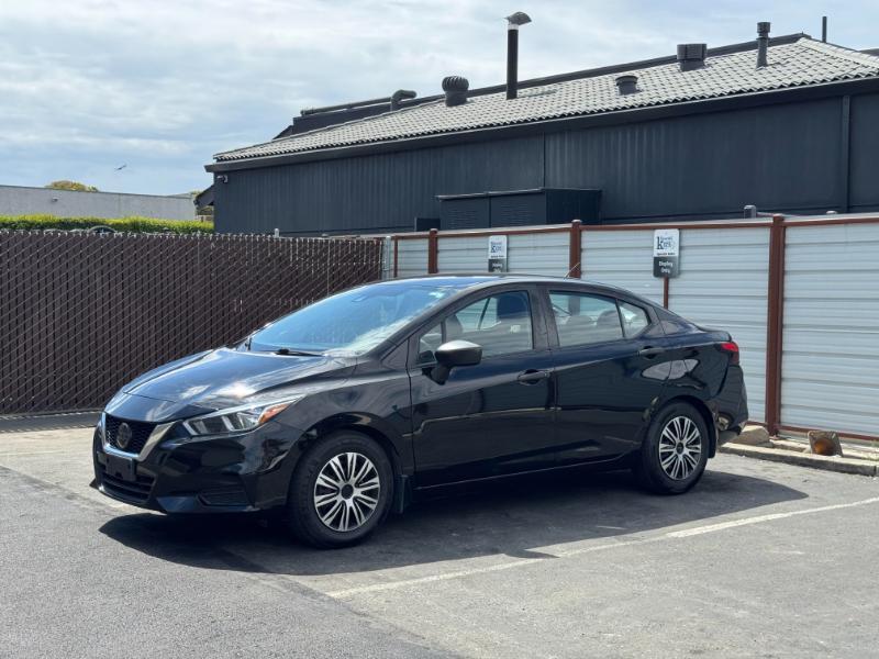 Nissan Versa S CVT 2020