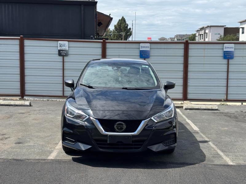 Nissan Versa S CVT 2020