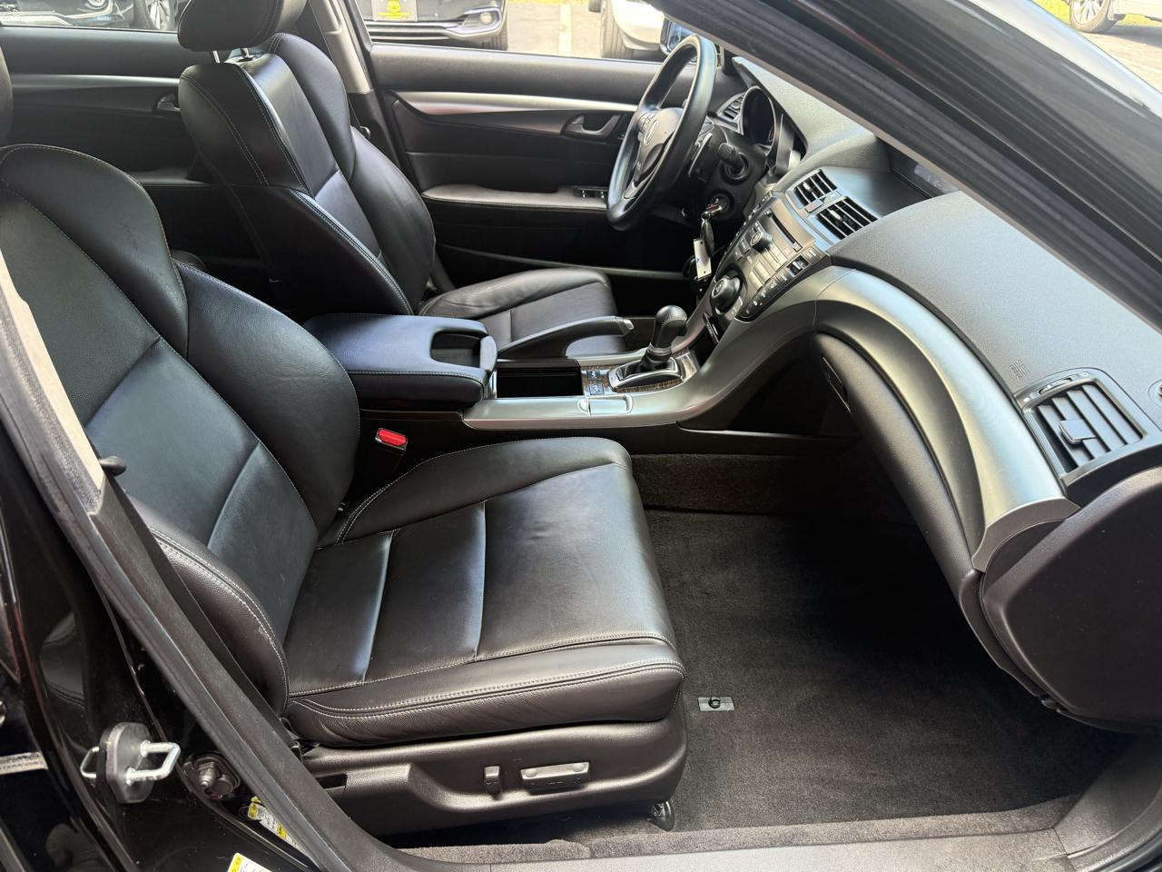 Acura TL 5-Speed AT SH-AWD 2010