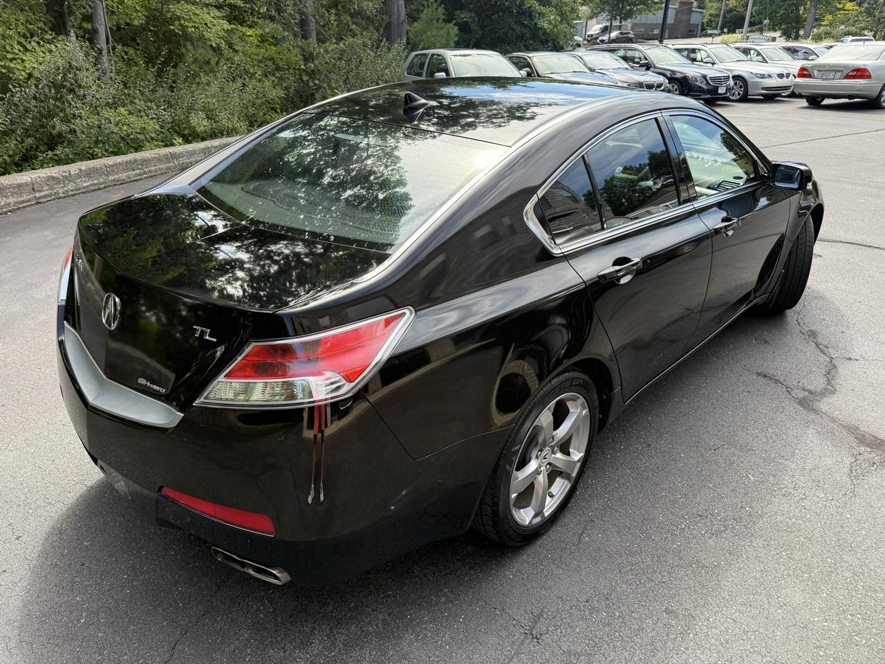 Acura TL 5-Speed AT SH-AWD 2010