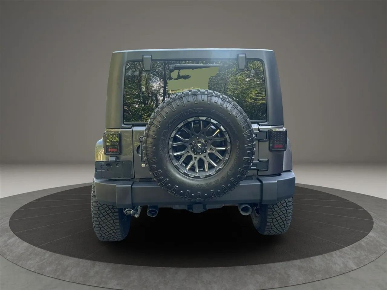Jeep Wrangler Unlimited Sahara 4WD 2014
