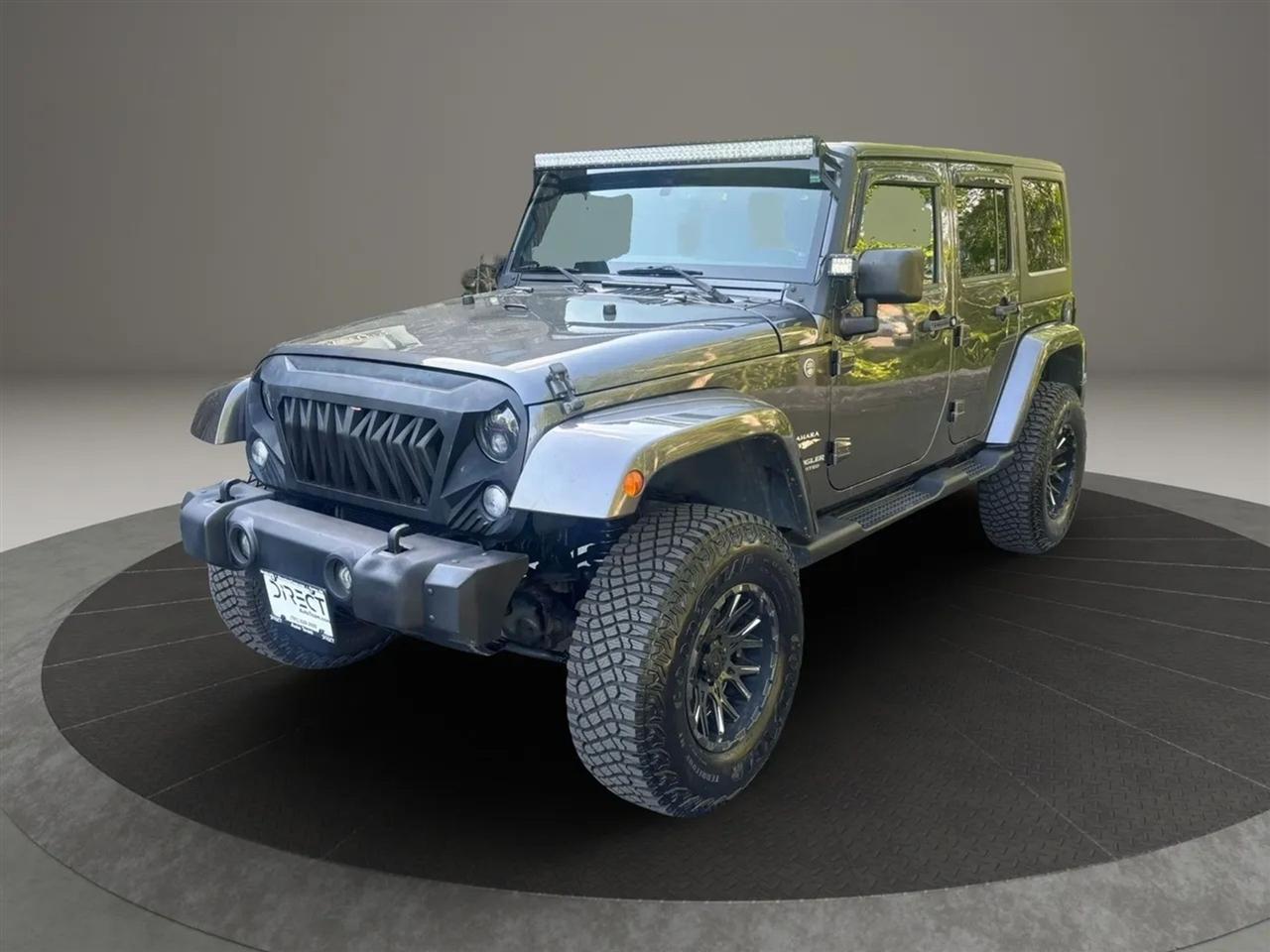 Jeep Wrangler Unlimited Sahara 4WD 2014