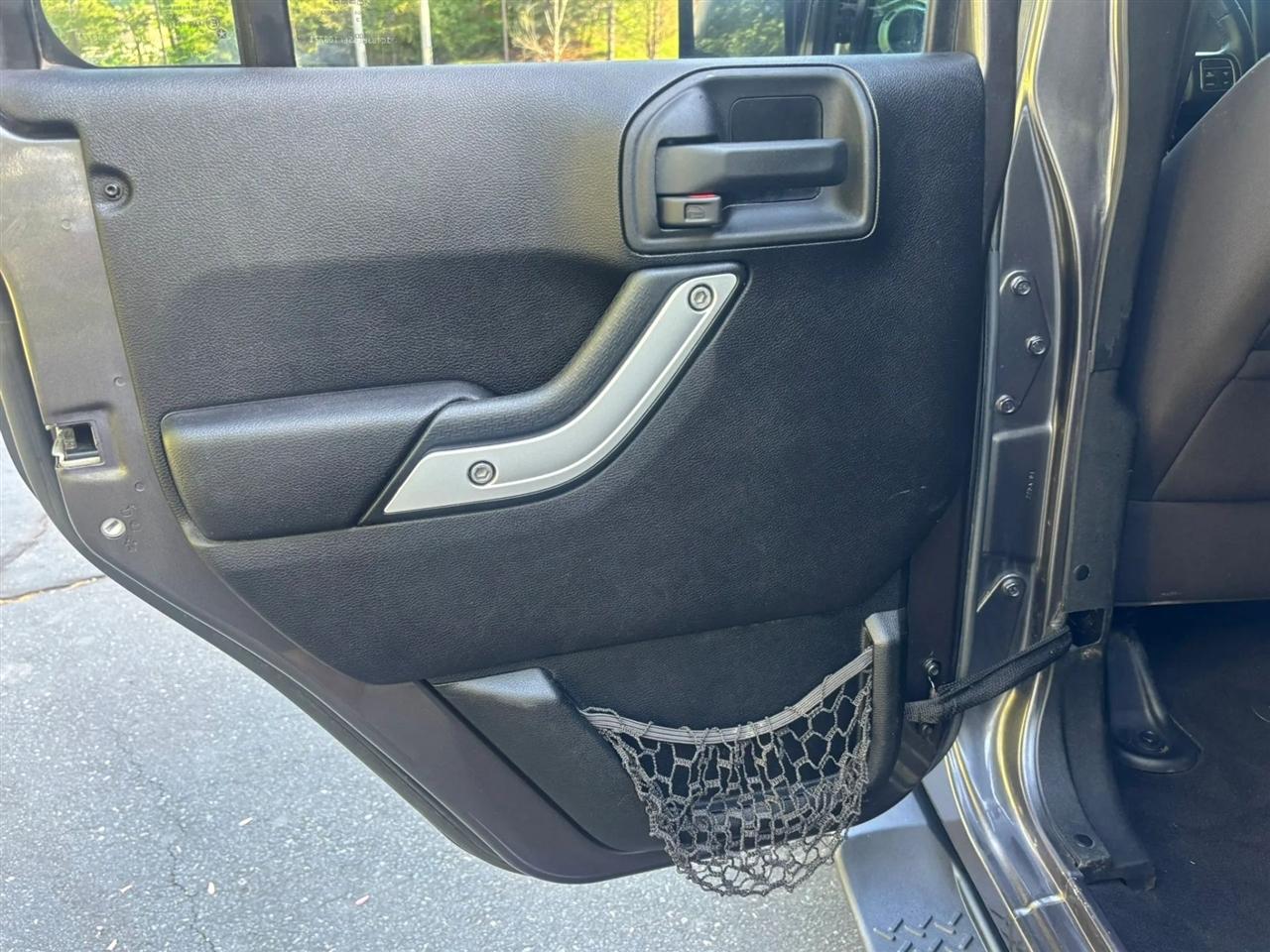 Jeep Wrangler Unlimited Sahara 4WD 2014