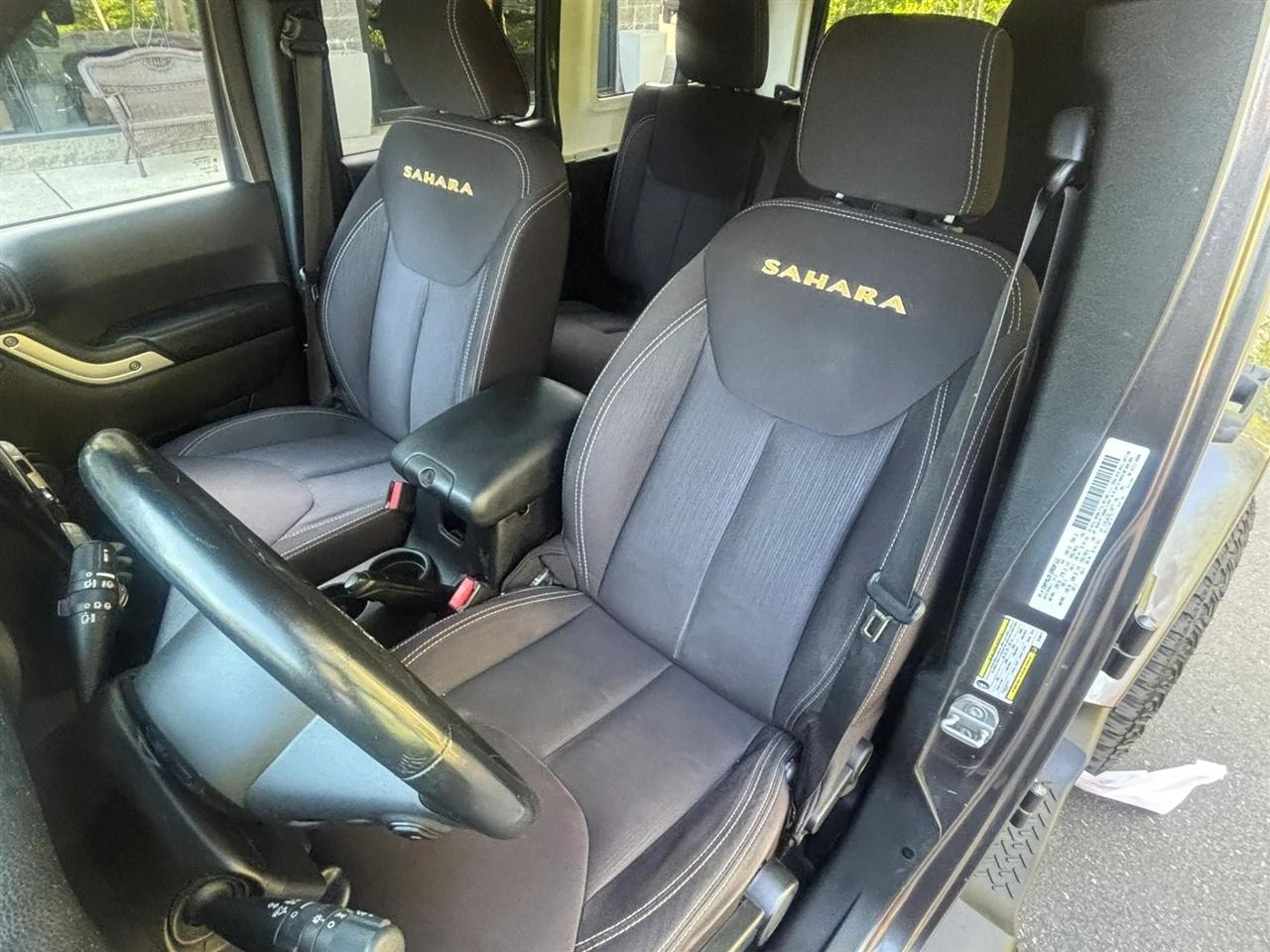 Jeep Wrangler Unlimited Sahara 4WD 2014
