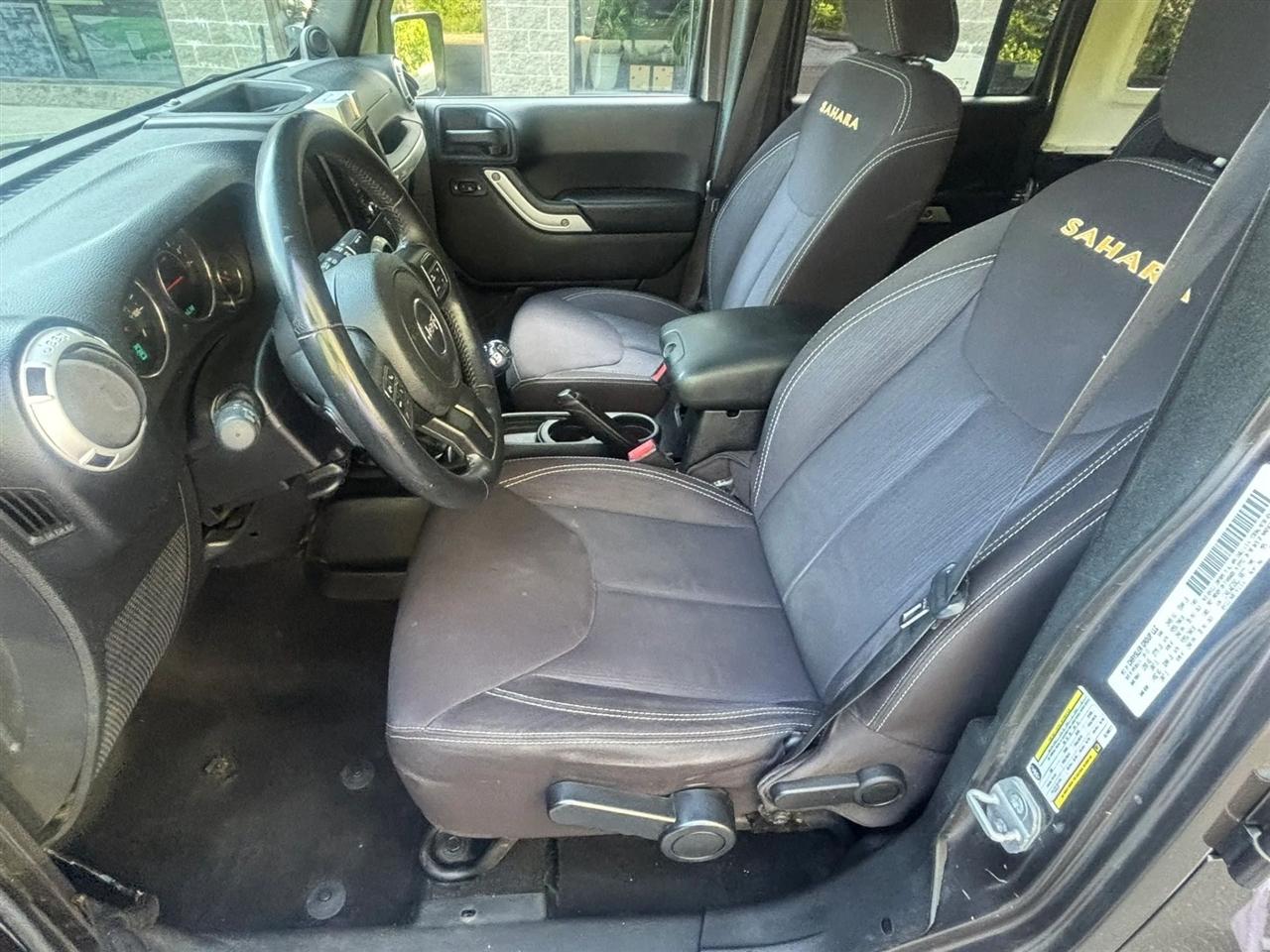 Jeep Wrangler Unlimited Sahara 4WD 2014